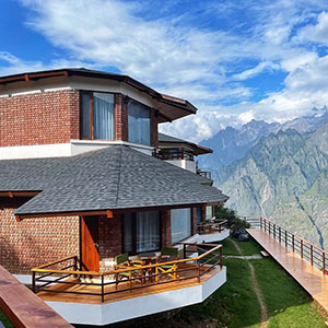 Hotel in Auli
