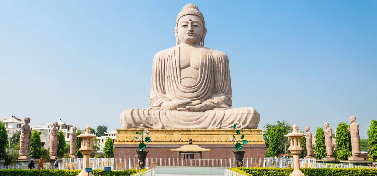 Peaceful Bodhgaya showcasing Buddhist heritage and meditation sites