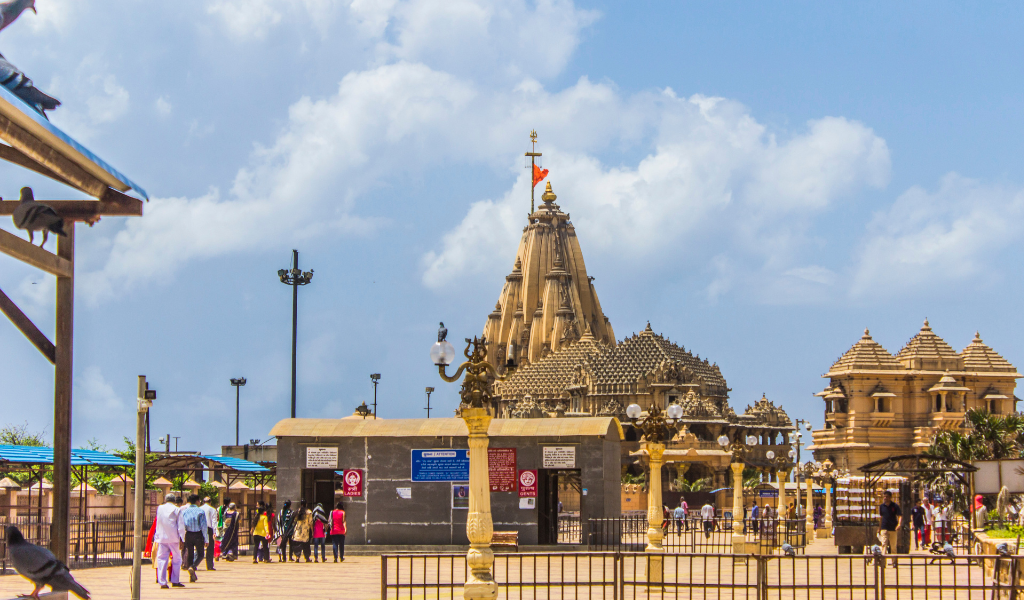 The bustling courtyard of the Somnath Temple with devotees. India Easy Trip provides smooth Somnath tours that manage all your local permits and transfers. This special service is included in all our high-quality Somnath holiday packages.
