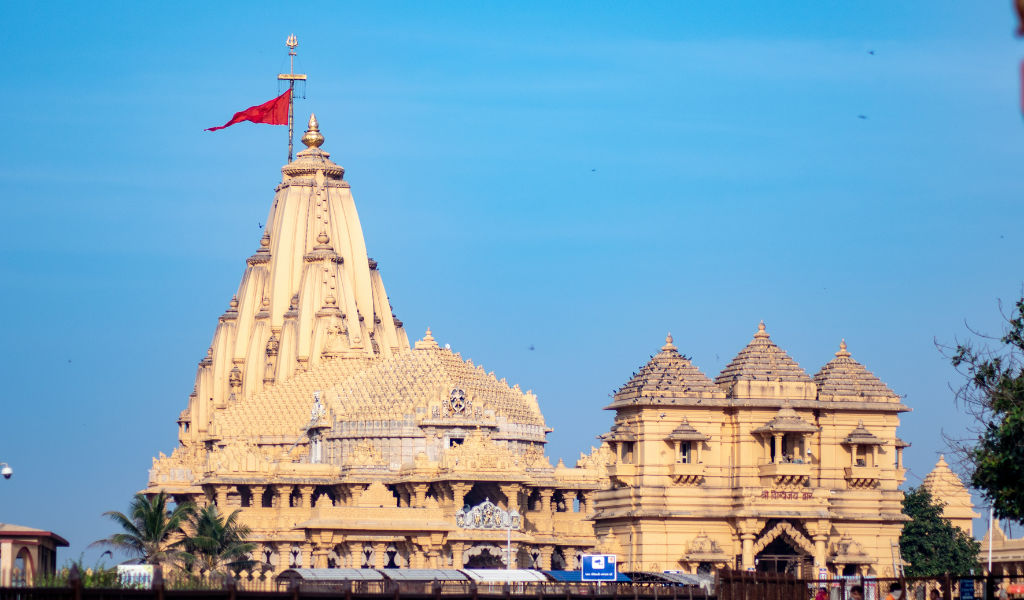 Main entrance to the grand Somnath Temple. At India Easy Trip, our comprehensive Somnath tours are the best way to see this iconic landmark. Book your affordable Somnath holiday packages from Delhi today.
