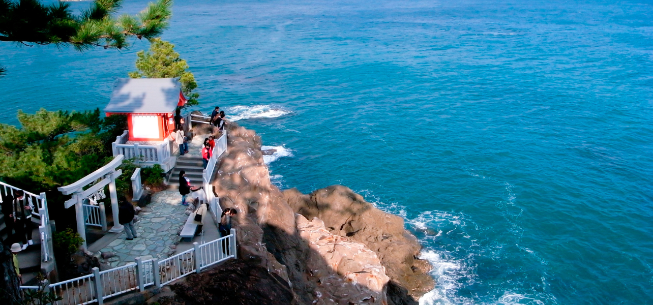 Cochin Tour Package coastal temple cliff view sea landscape scenic travel