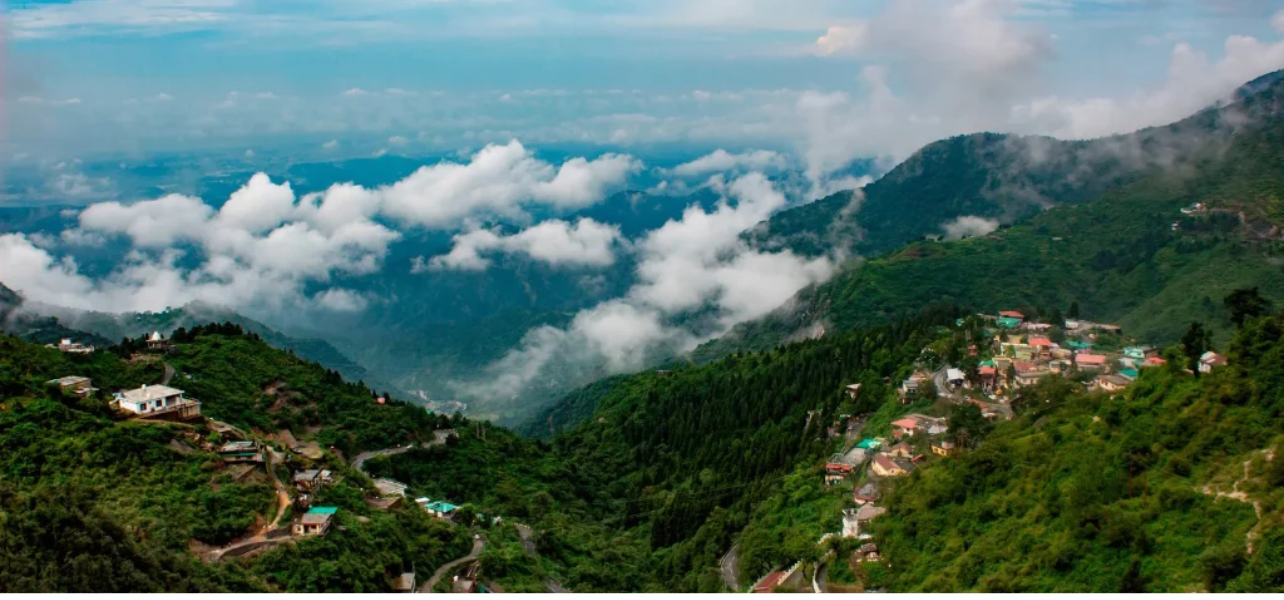 Dehradun Mussoorie Dhanaulti Tour Package - Scenic mountain view of Mussoorie and Dhanaulti in Uttarakhand