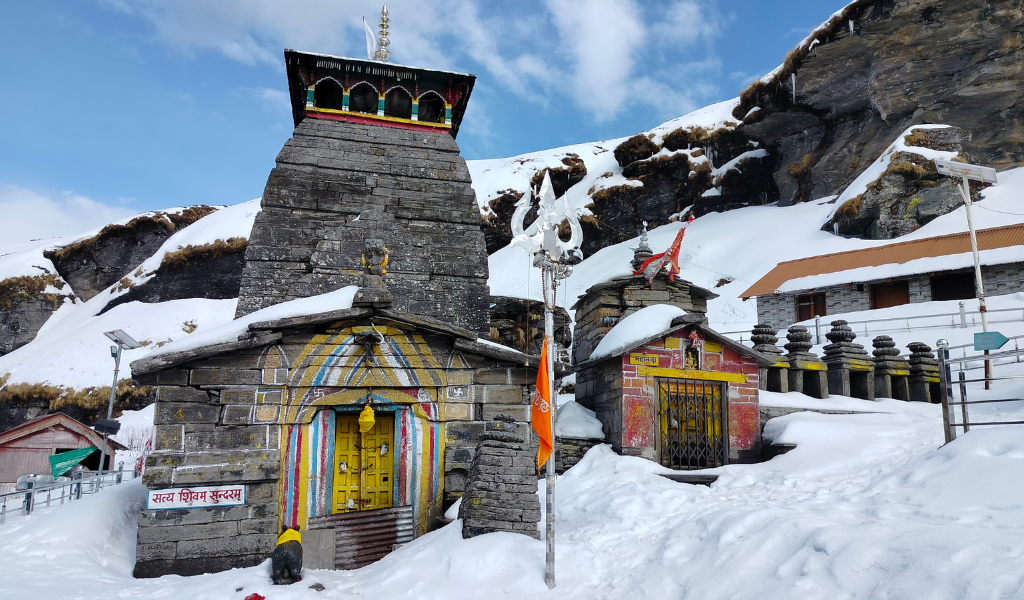 Snow-covered Chopta Tungnath Temple, the highest Lord Shiva temple Trek Included in Rishikesh Auli Chopta tour package.
