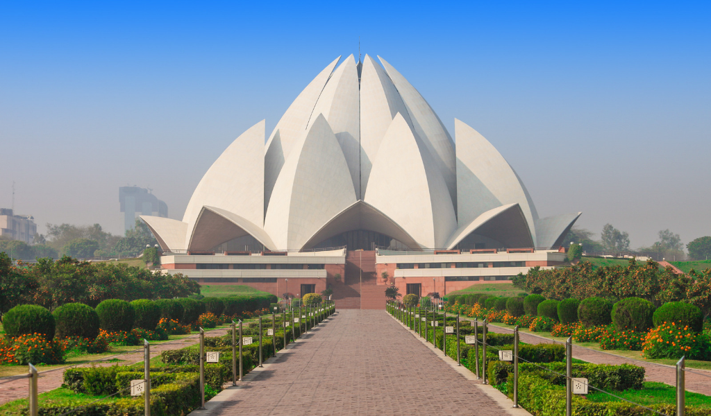 Beautiful view of Lotus Temple in Delhi included in Agra tour package by India Easy Trip for Delhi to Agra tour.