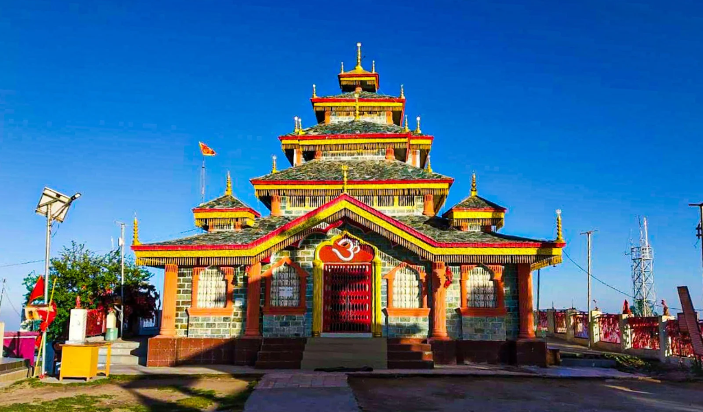 Surkanda Devi Temple Dhanaulti - Famous hilltop Shaktipeeth in Dhanaulti Uttarakhand covered in Dehradun Mussoorie Dhanaulti tour